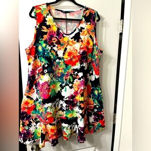 Boutique A line dress with pockets!